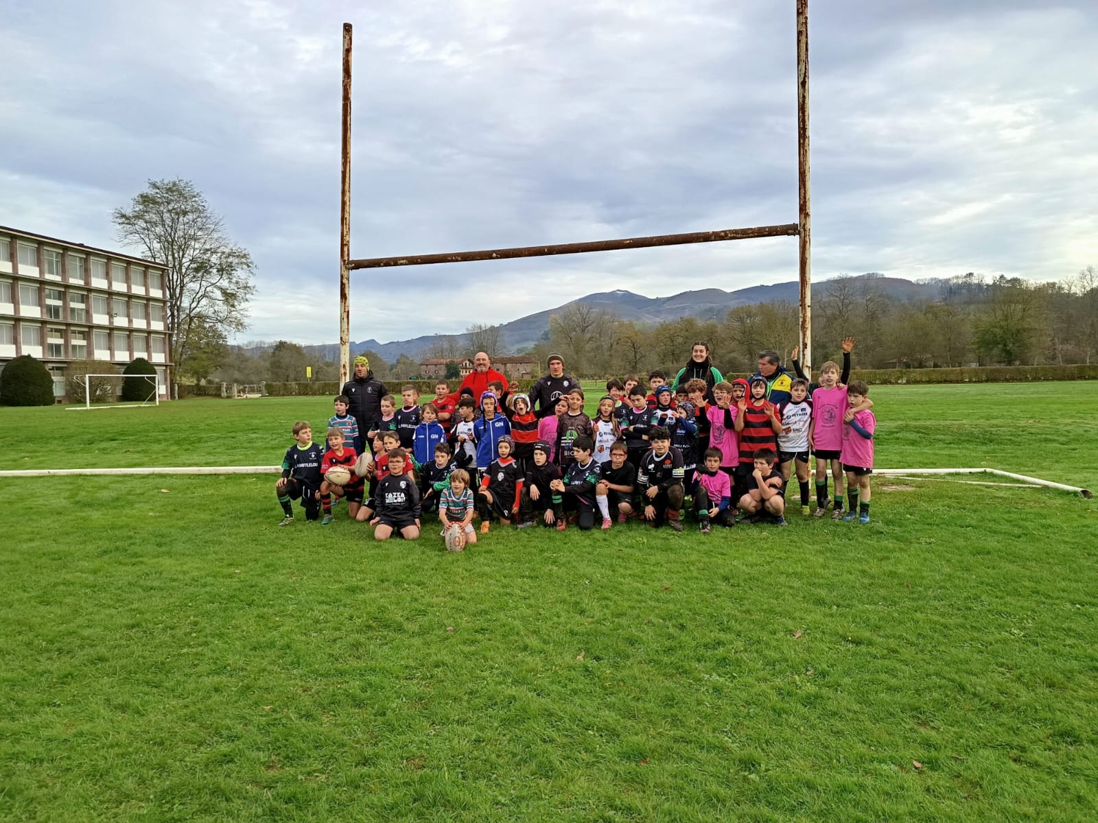 Lekaroz acogi&oacute; la 1&ordf; jornada de los Juegos Deportivos de Navarra 2025-2026